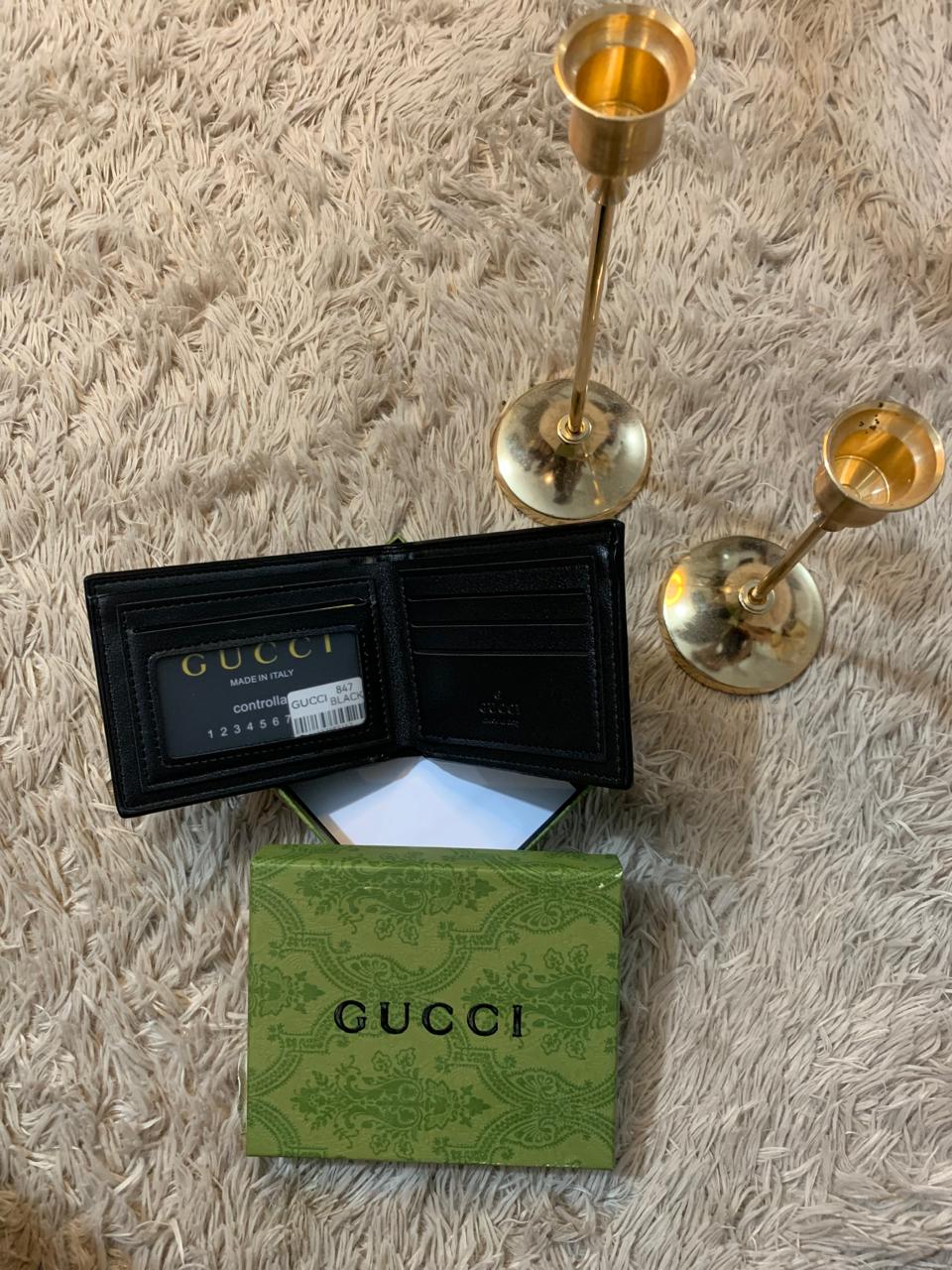 Gucci Signature Leather Men's Bifold Wallet in classic black